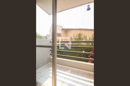 Sacada de apartamento à venda com 2 quartos, 58m² em Jardim Roberto, Osasco