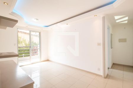 Sala de apartamento à venda com 2 quartos, 58m² em Jardim Roberto, Osasco