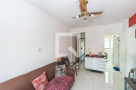 Sala de apartamento à venda com 3 quartos, 70m² em Olaria, Rio de Janeiro