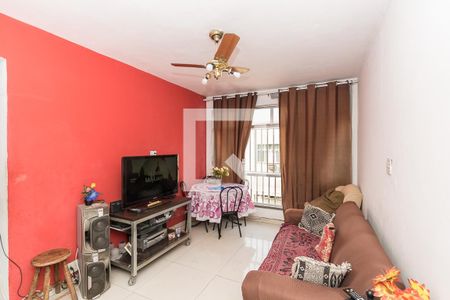 Sala de apartamento à venda com 3 quartos, 70m² em Olaria, Rio de Janeiro