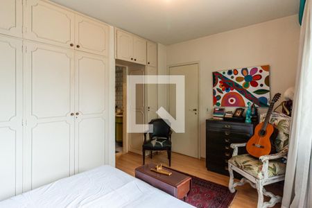 Suíte - Quarto 1 de apartamento para alugar com 2 quartos, 70m² em Vila Buarque, São Paulo