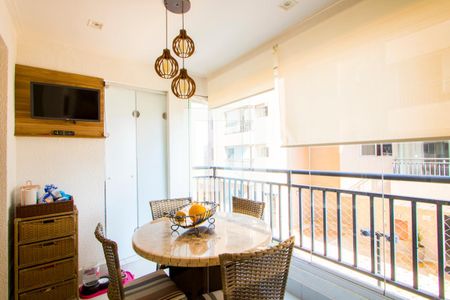 Varanda gourmet de apartamento à venda com 3 quartos, 97m² em Vila Scarpelli, Santo André