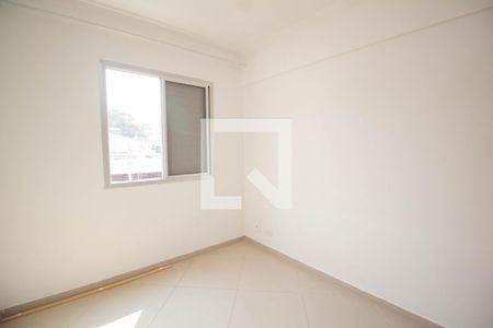 Quarto 1 de apartamento para alugar com 2 quartos, 54m² em Vila Mangalot, São Paulo