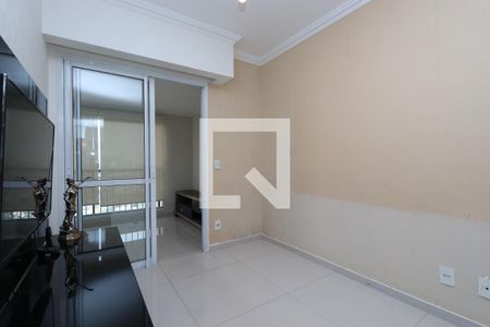 Sala de apartamento para alugar com 2 quartos, 65m² em Jardim Piqueroby, São Paulo