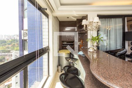 Apartamento para alugar com 300m², 4 quartos e 4 vagas Apartamento para alugar com 300m², 4 quartos e 4 vagasVaranda