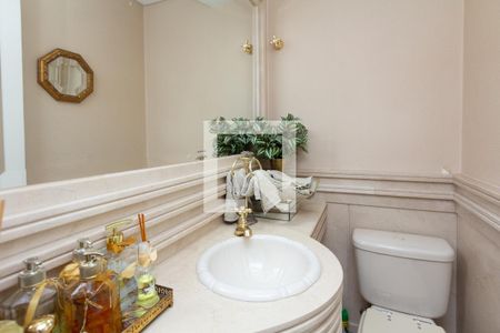 Apartamento para alugar com 300m², 4 quartos e 4 vagas Apartamento para alugar com 300m², 4 quartos e 4 vagasLavabo