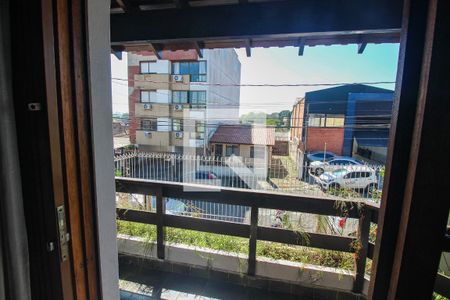 Vista da Sacada da Sala 1 de casa à venda com 3 quartos, 350m² em Partenon, Porto Alegre