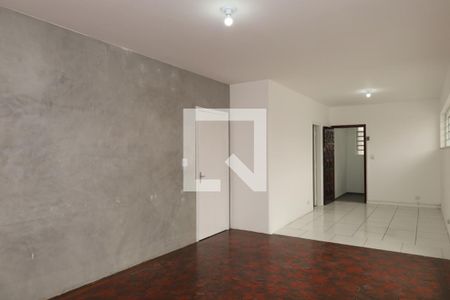 Sala de casa para alugar com 3 quartos, 500m² em Jardim Santo Elias (sao Miguel), São Paulo