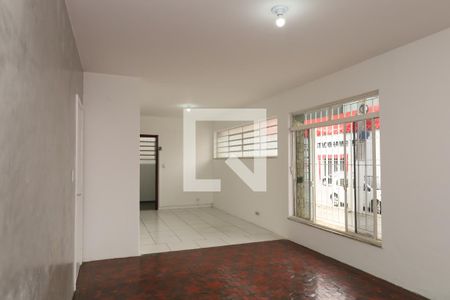 Sala de casa para alugar com 3 quartos, 500m² em Jardim Santo Elias (sao Miguel), São Paulo