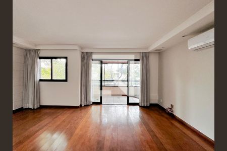 Sala de apartamento para alugar com 4 quartos, 138m² em Brooklin, São Paulo