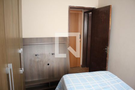 Quarto de apartamento à venda com 2 quartos, 50m² em Cardoso, Contagem