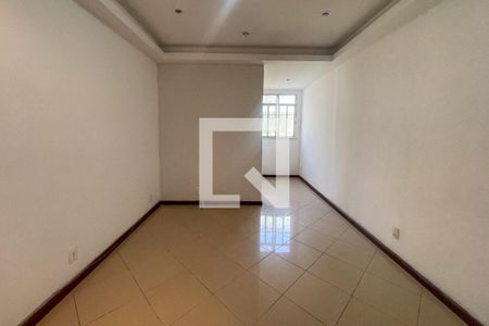 Sala de apartamento para alugar com 2 quartos, 65m² em Jardim Vinte E Cinco de Agosto, Duque de Caxias