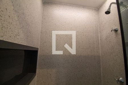 Banheiro de apartamento para alugar com 1 quarto, 37m² em Santo Amaro, São Paulo