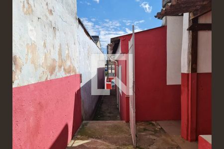 Casa à venda com 80m², 3 quartos e 2 vagas Casa à venda com 80m², 3 quartos e 2 vagas Edícula e Area de Serviço