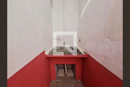 Casa à venda com 80m², 3 quartos e 2 vagas Casa à venda com 80m², 3 quartos e 2 vagas Edícula e Area de Serviço