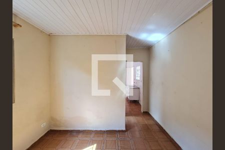 Casa à venda com 80m², 3 quartos e 2 vagas Casa à venda com 80m², 3 quartos e 2 vagas Edícula Quarto