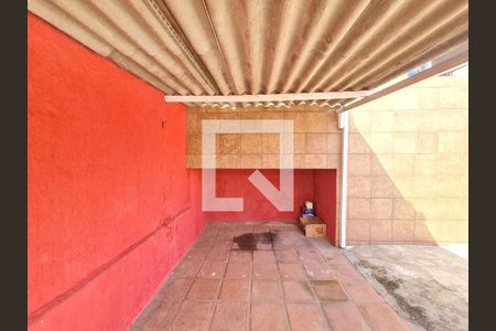Casa à venda com 80m², 3 quartos e 2 vagas Casa à venda com 80m², 3 quartos e 2 vagasGaragem