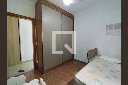 quarto 1 de apartamento à venda com 3 quartos, 130m² em Amazonas, Contagem