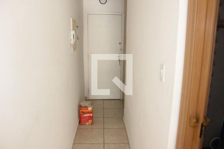 Corredor de apartamento para alugar com 1 quarto, 30m² em Centro, São Vicente