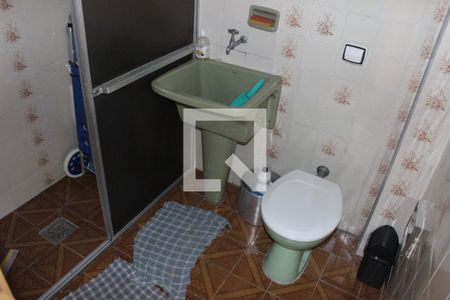 Banheiro de apartamento para alugar com 1 quarto, 30m² em Centro, São Vicente