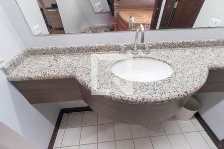 Lavabo de apartamento para alugar com 1 quarto, 49m² em Centro, São José dos Pinhais