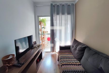 Sala de apartamento à venda com 2 quartos, 77m² em Cambuí, Campinas