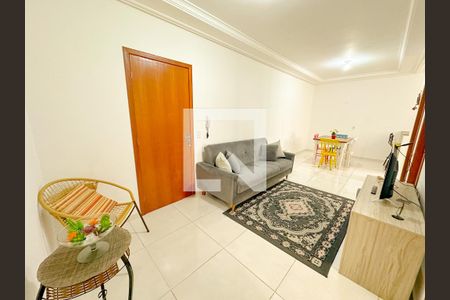 Sala de TV de apartamento para alugar com 2 quartos, 60m² em Ingleses do Rio Vermelho, Florianópolis