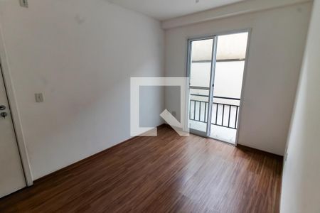 Sala de apartamento para alugar com 1 quarto, 39m² em Jardim Santa Rosa, Taboão da Serra