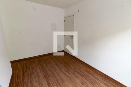 Sala de apartamento para alugar com 1 quarto, 39m² em Jardim Santa Rosa, Taboão da Serra