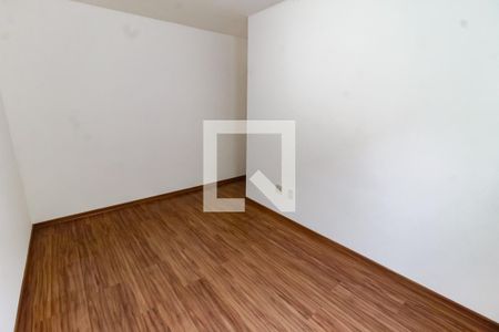 Quarto de apartamento para alugar com 1 quarto, 39m² em Jardim Santa Rosa, Taboão da Serra