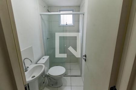 Banheiro de apartamento para alugar com 1 quarto, 39m² em Jardim Santa Rosa, Taboão da Serra