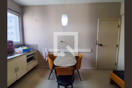 Sala/Cozinha de apartamento à venda com 1 quarto, 33m² em Lourdes, Belo Horizonte