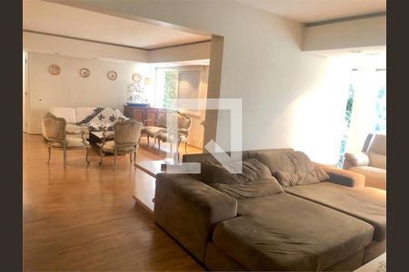 Apartamento à venda com 4 quartos, 200m² em Cerqueira César, São Paulo