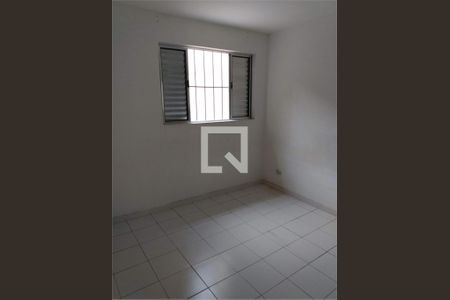 Casa à venda com 3 quartos, 90m² em Jardim Guarapiranga, São Paulo