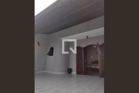 Casa à venda com 3 quartos, 200m² em Jardim Las Vegas, Santo André