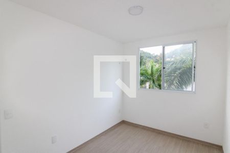 Quarto 2 de apartamento para alugar com 2 quartos, 45m² em Vargem Grande, Rio de Janeiro