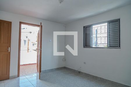 Quarto 2 de casa para alugar com 2 quartos, 50m² em Vila Guarani (zona Sul), São Paulo