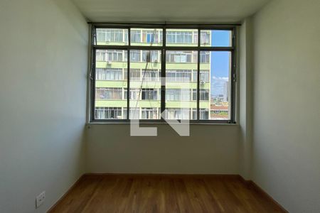 Quarto de apartamento à venda com 1 quarto, 60m² em Centro, Rio de Janeiro