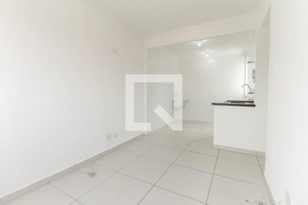 Sala de casa para alugar com 2 quartos, 48m² em Jardim Norma, São Paulo