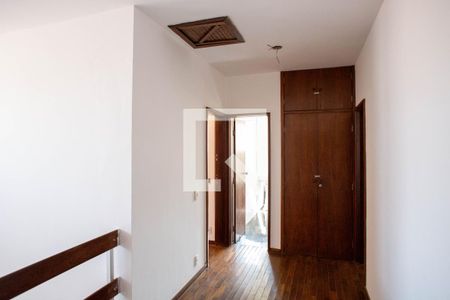 Corredor de casa à venda com 5 quartos, 360m² em Mangabeiras, Belo Horizonte