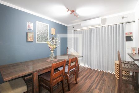 Sala de casa de condomínio à venda com 3 quartos, 103m² em Chácara Primavera, Campinas