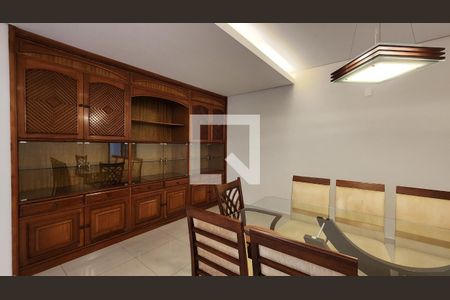 Detalhe Sala de casa para alugar com 3 quartos, 156m² em Boqueirão, Santos