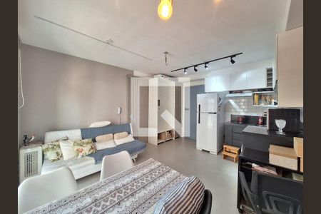 Sala/Cozinha de apartamento à venda com 1 quarto, 37m² em Água Branca, São Paulo