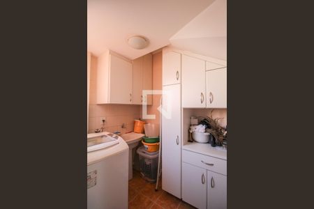 Apartamento para alugar com 170m², 3 quartos e 2 vagas Apartamento para alugar com 170m², 3 quartos e 2 vagasÁrea de Serviço