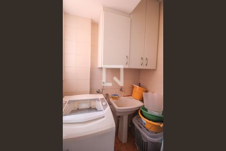 Apartamento para alugar com 170m², 3 quartos e 2 vagas Apartamento para alugar com 170m², 3 quartos e 2 vagasÁrea de Serviço