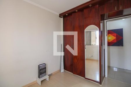 Apartamento para alugar com 170m², 3 quartos e 2 vagas Apartamento para alugar com 170m², 3 quartos e 2 vagasQuarto