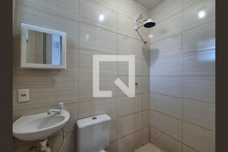 Banheiro de apartamento para alugar com 1 quarto, 40m² em Vargem Grande, Rio de Janeiro