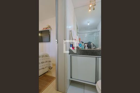 Banheiro da Suíte de apartamento para alugar com 3 quartos, 70m² em Buritis, Belo Horizonte