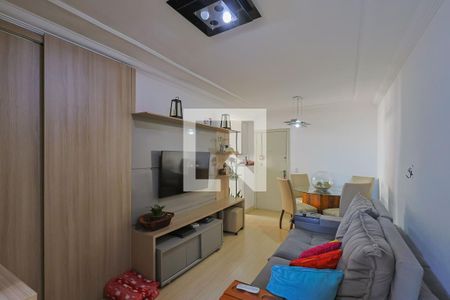 Sala de apartamento à venda com 3 quartos, 70m² em Buritis, Belo Horizonte