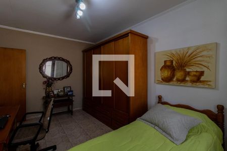 Quarto 2 de casa à venda com 3 quartos, 201m² em Vila Galvão, Guarulhos